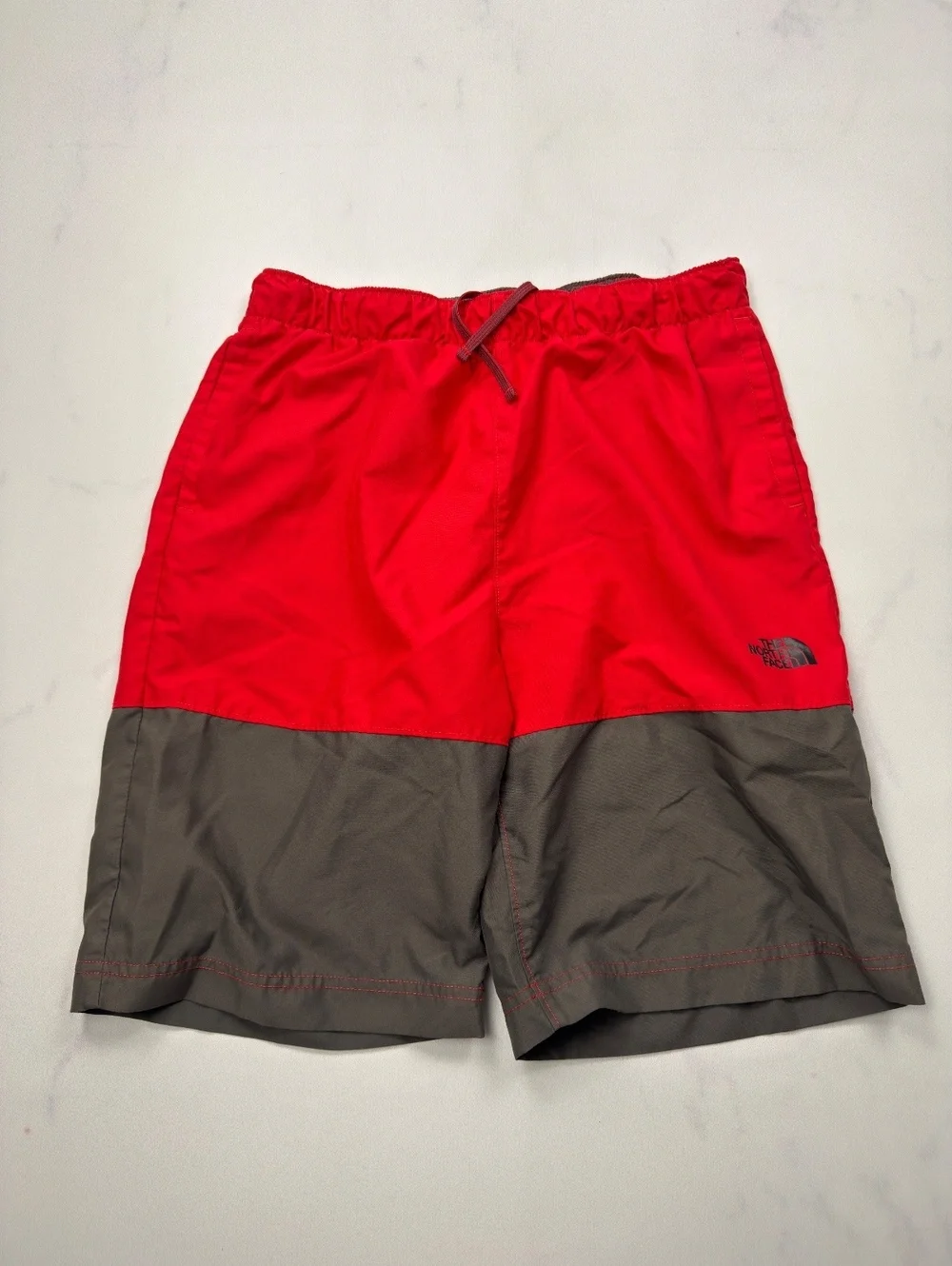 The North Face Colorblock Shorts Red Gray Swim Water Shorts - Boys XL
